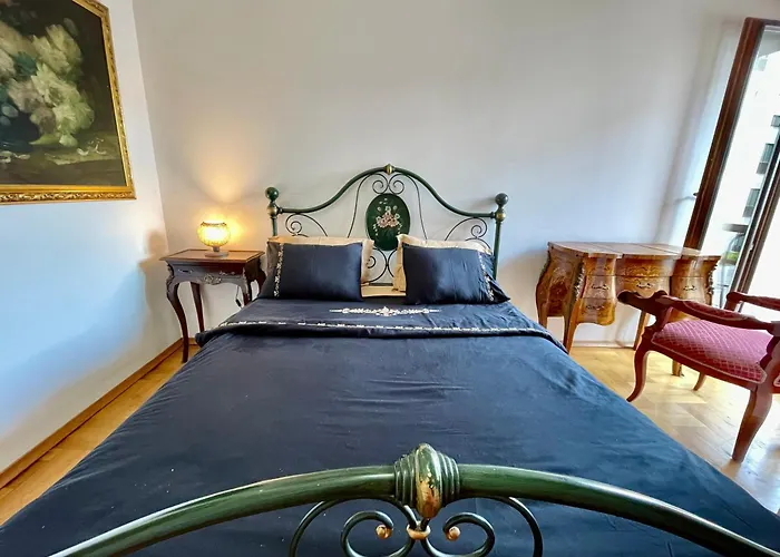 Heart Of The Stunning Comfort,balcony ,netflix,free Wi-fi شقة